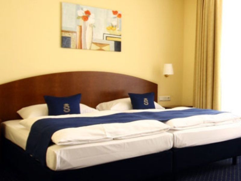 เลโอนาร์โด บูทิก โฮเทล ดึสเซลดอร์ฟ Hotel ดุสเซลดอร์ฟ ภายนอก รูปภาพ